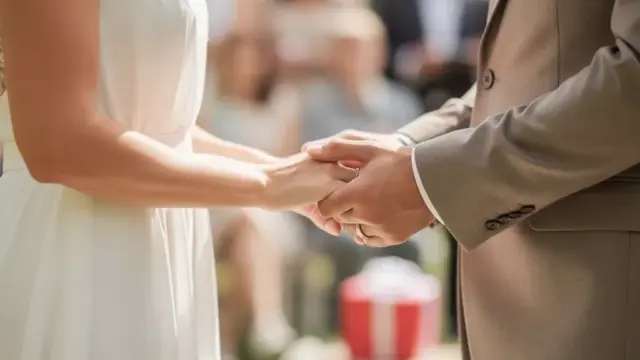Hochzeitsplanung Erfahrungen von Paaren zu emotionalen Momenten und Herausforderungen